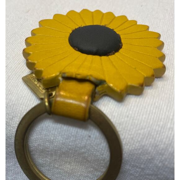 Rare! Vintage Coach Sunflower Keychain - Picture 7 of 16